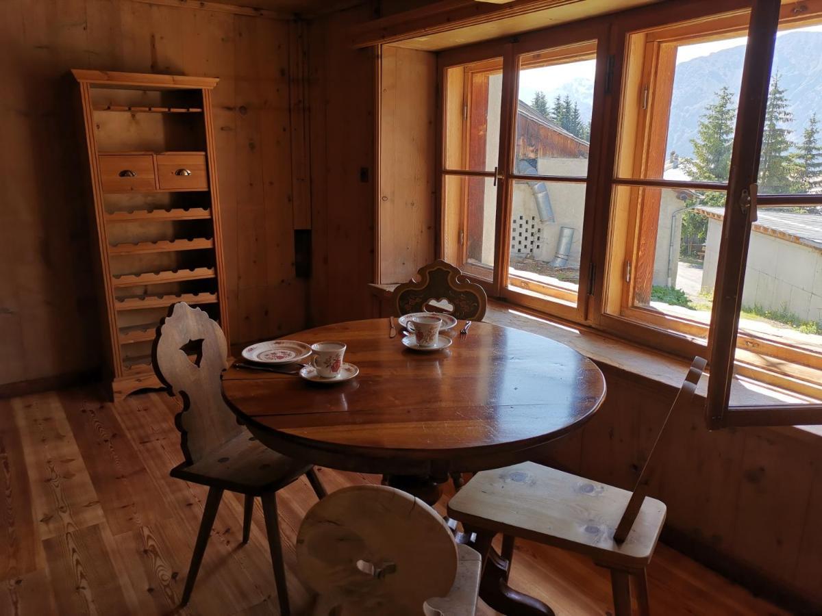 Chasa Sassalba Bed & Breakfast Lu ภายนอก รูปภาพ